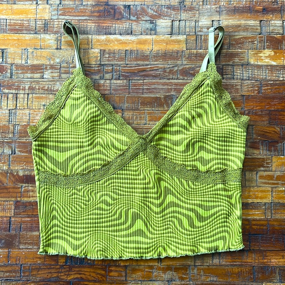 DIVIDED Crop Tank